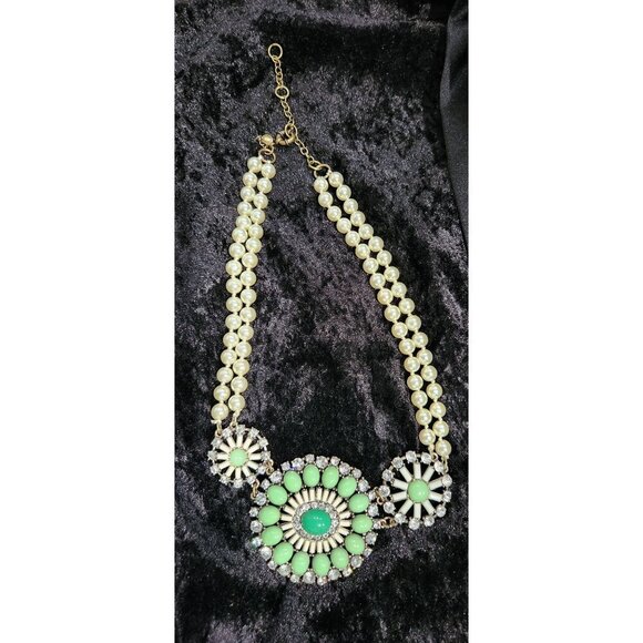 J. Crew Vintage Faux Pearl Teal & Jade Green Rhinestone Statement Necklace - Picture 4 of 7